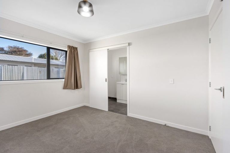 Photo of property in 5 Jeffares Place, Taradale, Napier, 4112