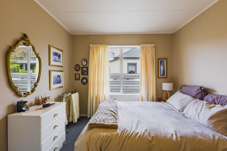 Photo of property in 34 Mcgreevy Street, Waipawa, 4210