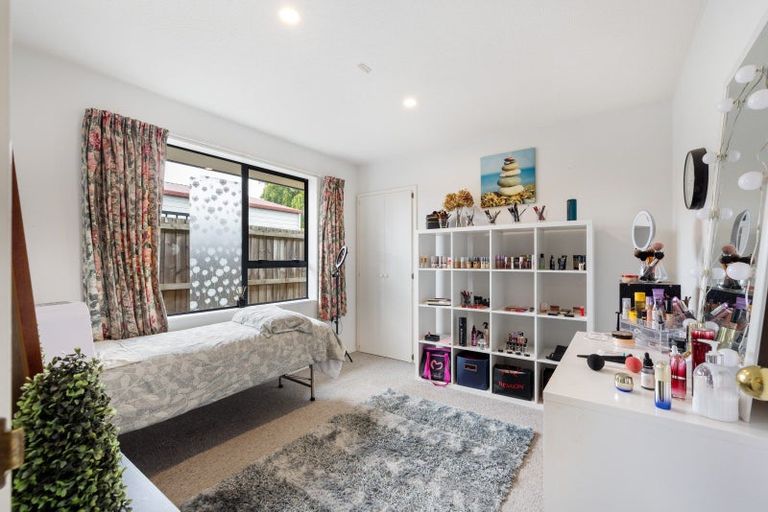 Photo of property in 2a Bank Street, Amberley, 7410