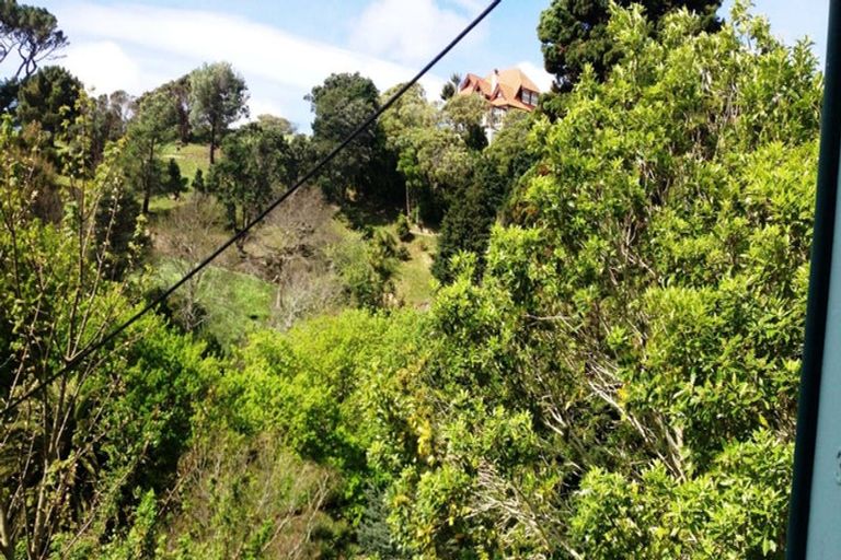 Photo of property in 3/106 Glenmore Street, Northland, Wellington, 6012