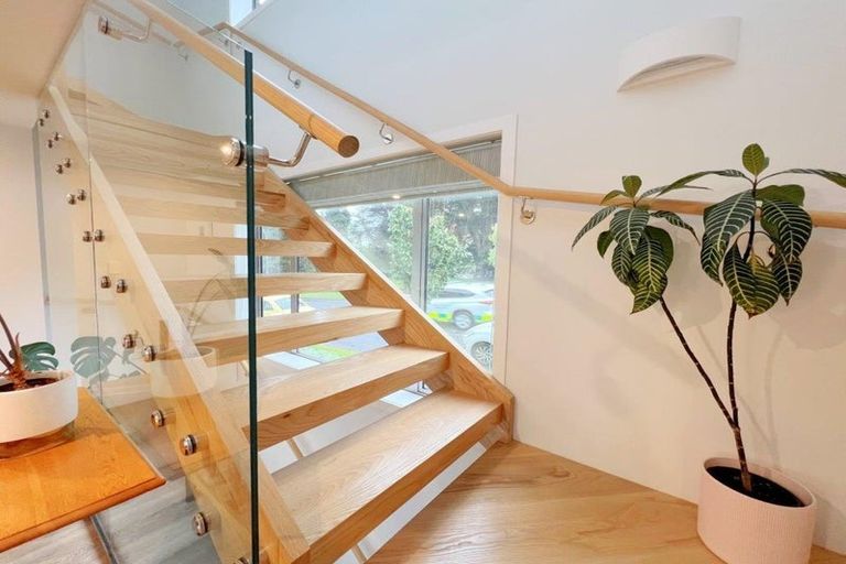Photo of property in 19u3 Ruakiwi Road, Hamilton Lake, Hamilton, 3204