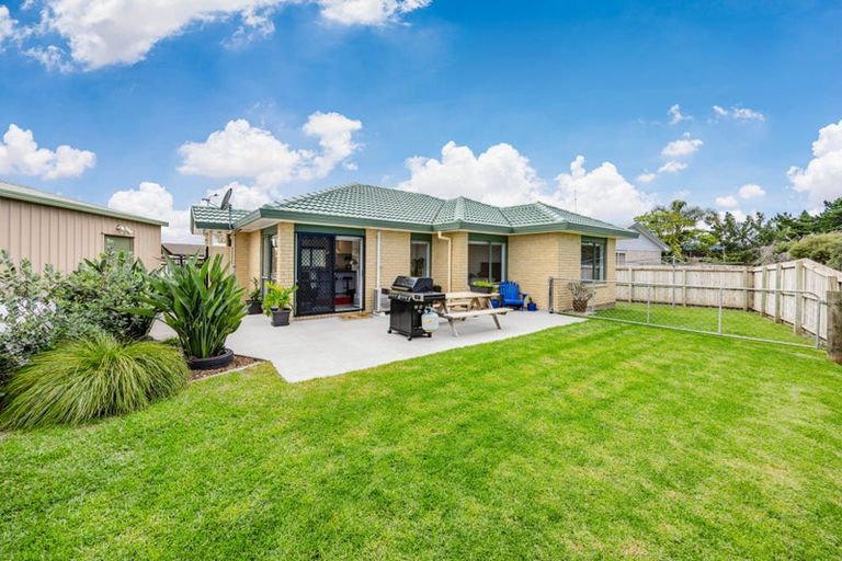 Photo of property in 47 Davington Way, Burswood, Auckland, 2013