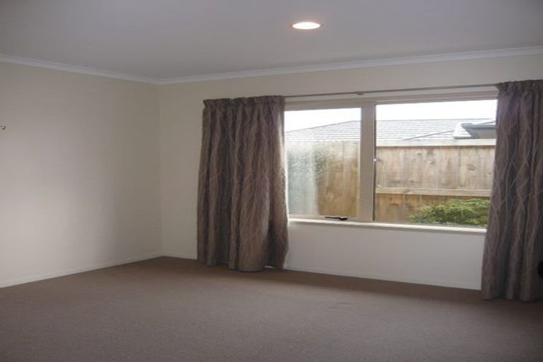 Photo of property in 129 Saint James Drive, Huntington, Hamilton, 3210