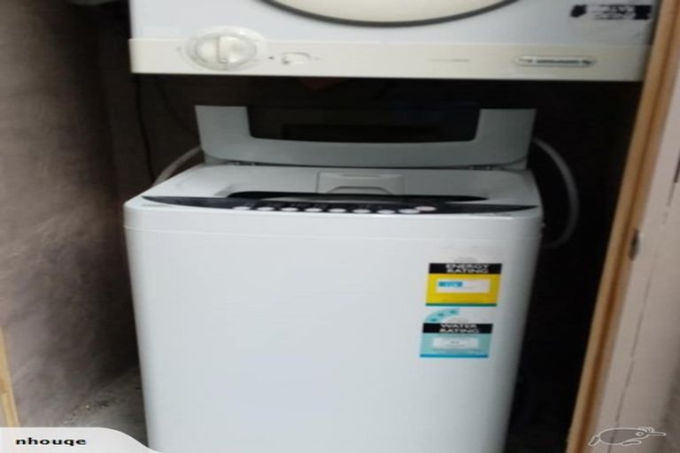 Photo of property in 52 Chamberlain Road, Karori, Wellington, 6012