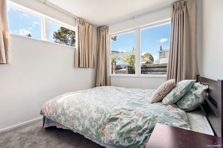 Photo of property in 6 Te Anau Place, Pakuranga Heights, Auckland, 2010