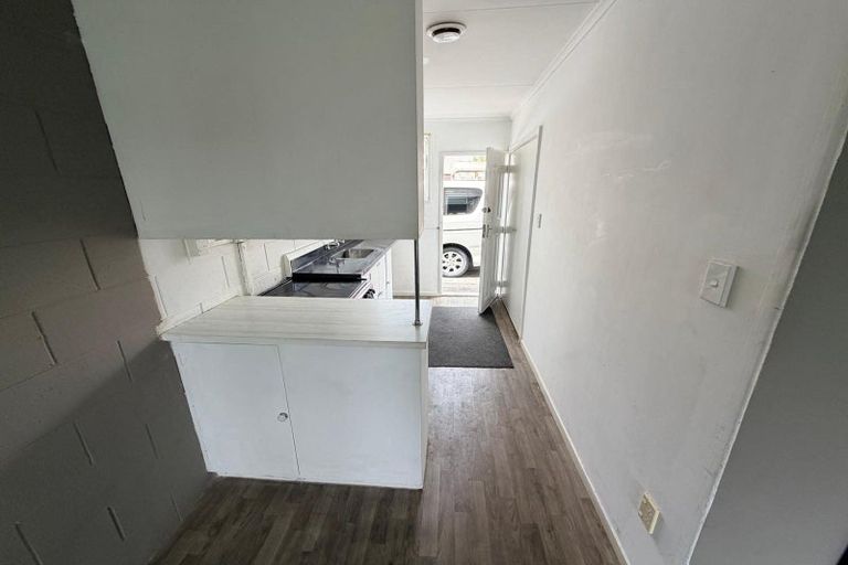 Photo of property in 31 Knowles Street, Terrace End, Palmerston North, 4410