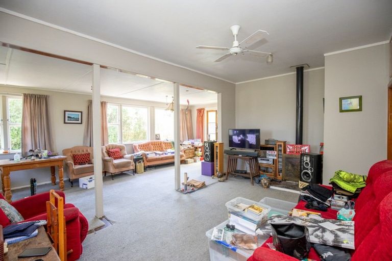 Photo of property in 23 Pipiroa Road, Ngatea, 3503