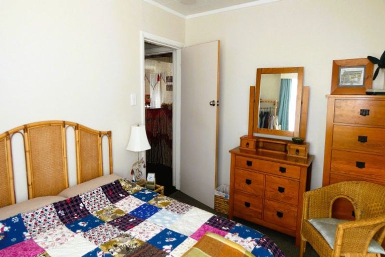 Photo of property in 2 Mclaughlins Lane, Westport, 7825