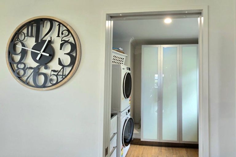 Photo of property in Cotswold Cottage B & B, 46 Maramarahi Road, Thames, 3578