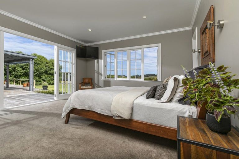 Photo of property in 33 Cable Road, Waimauku, 0881