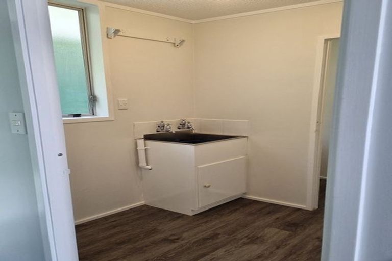 Photo of property in 9 Kerr Grove, Johnsonville, Wellington, 6037