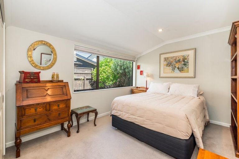 Photo of property in 5 Jade Lane, Paraparaumu, 5032