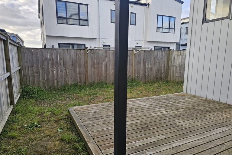 Photo of property in 85 Hutchinsons Road, Bucklands Beach, Auckland, 2014