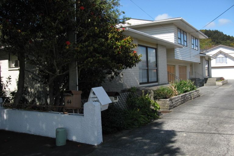 Photo of property in 44a Saint Ronans Avenue, Waterloo, Lower Hutt, 5011