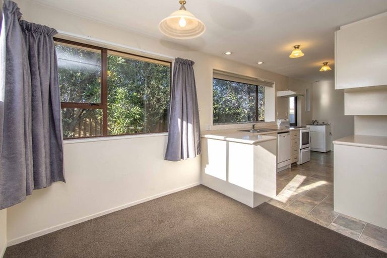 Photo of property in 9b Te One Place, Redwood, Christchurch, 8051