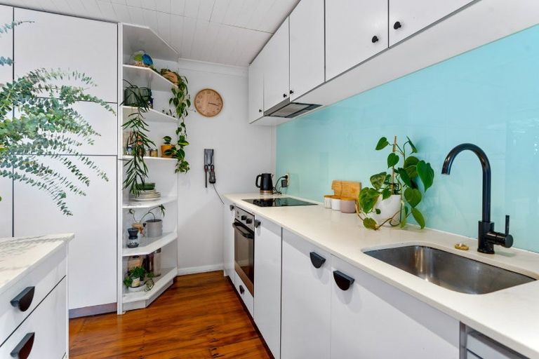 Photo of property in 34 Muriwai Road, Waimauku, 0812