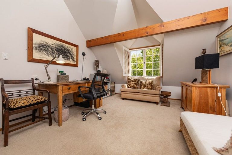 Photo of property in 9 Hunter Crescent, Wanaka, 9305