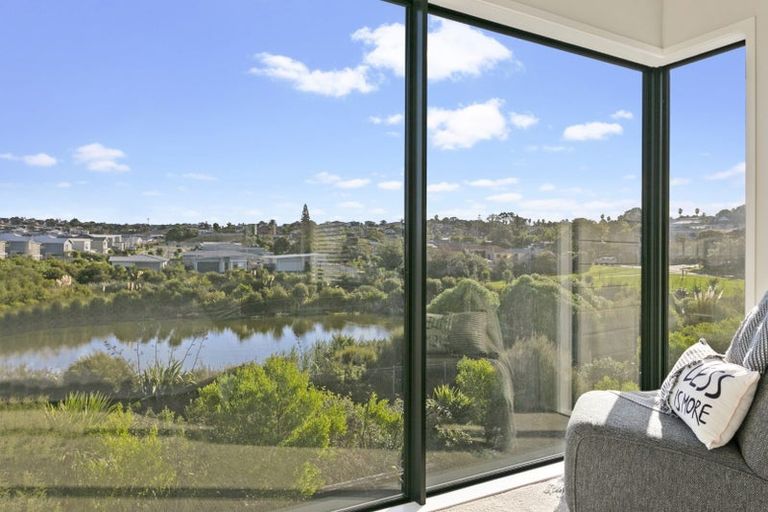 Photo of property in 53c Red Beach Road, Red Beach, 0932