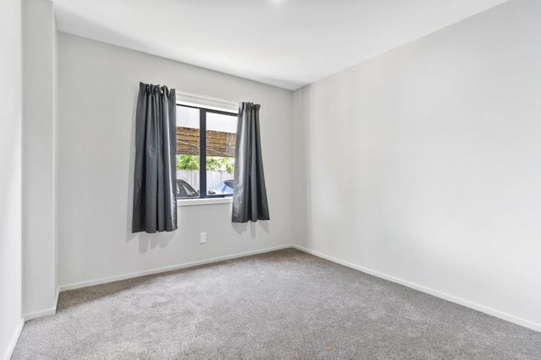 Photo of property in 13/202 Massey Road, Mangere East, Auckland, 2024