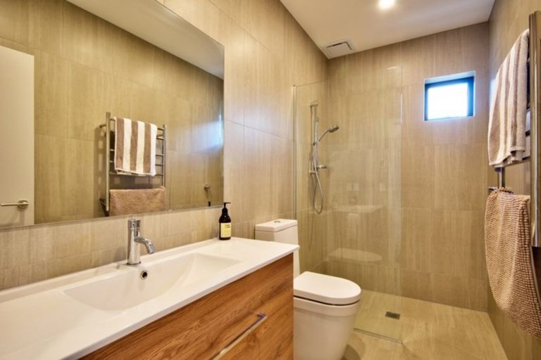 Photo of property in 19 Mckenzies Shute, Jacks Point, Queenstown, 9371