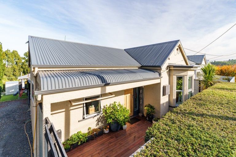 Photo of property in 37 Stanley Street, Kenmure, Dunedin, 9011
