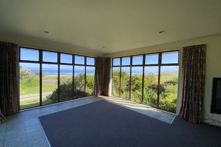 Photo of property in 4 Golden Sands Road, Barrytown, Runanga, 7873