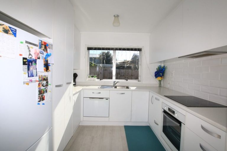 Photo of property in 3/65 Glendale Road, Glen Eden, Auckland, 0602