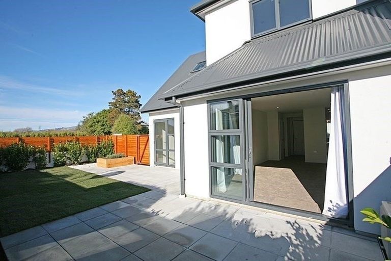 Photo of property in 1/87 Grafton Street, Waltham, Christchurch, 8011