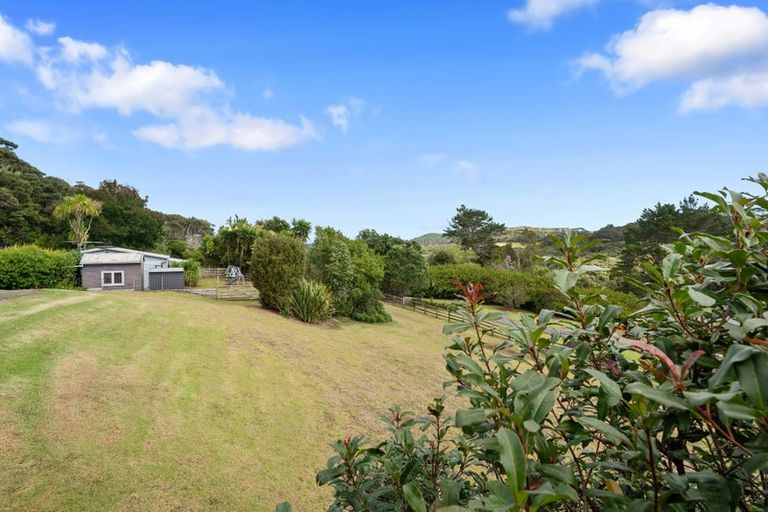 Photo of property in 1355 Old North Road, Helensville, 0875