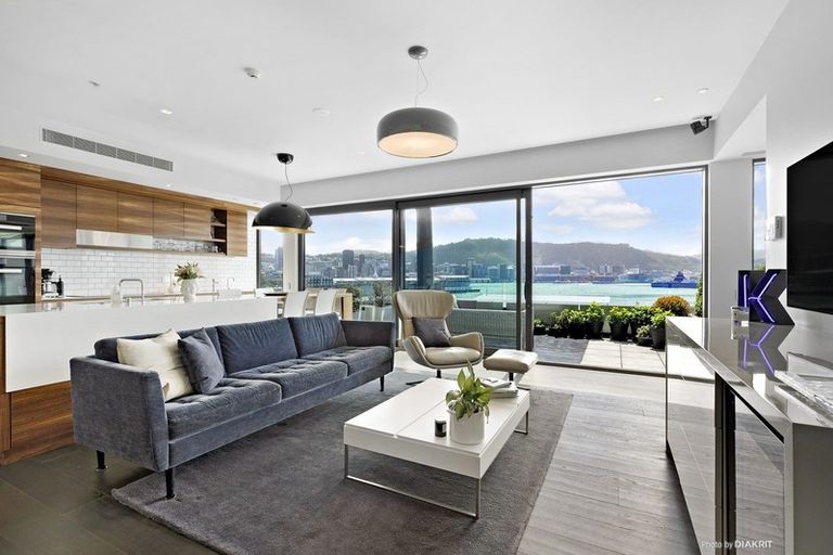 Photo of property in 150u5 Oriental Parade, Oriental Bay, Wellington, 6011