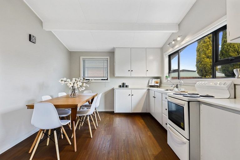 Photo of property in 23 Highsted Road, Bishopdale, Christchurch, 8053