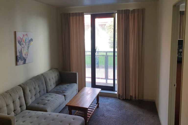 Photo of property in Dual Apartments, 110/142 Vivian Street, Te Aro, Wellington, 6011