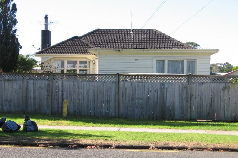 Photo of property in 2/32 Millen Avenue, Pakuranga, Auckland, 2010