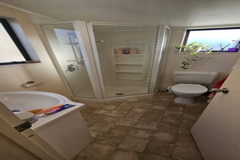 Photo of property in 45a Wallace Place, Westown, New Plymouth, 4310