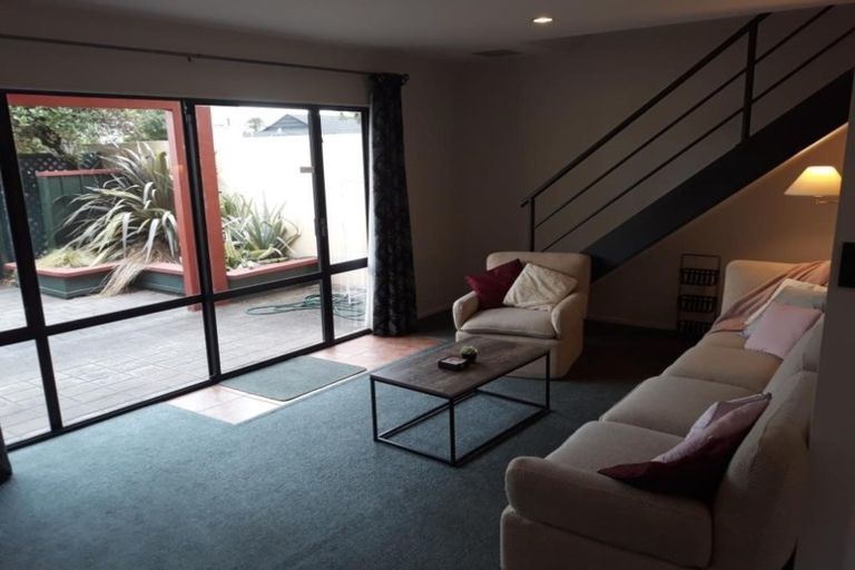 Photo of property in 42 Stanmore Road, Phillipstown, Christchurch, 8011