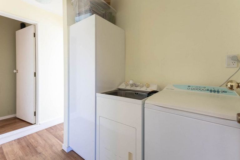 Photo of property in 12b Kohutuhutu Road, Raumati Beach, Paraparaumu, 5032