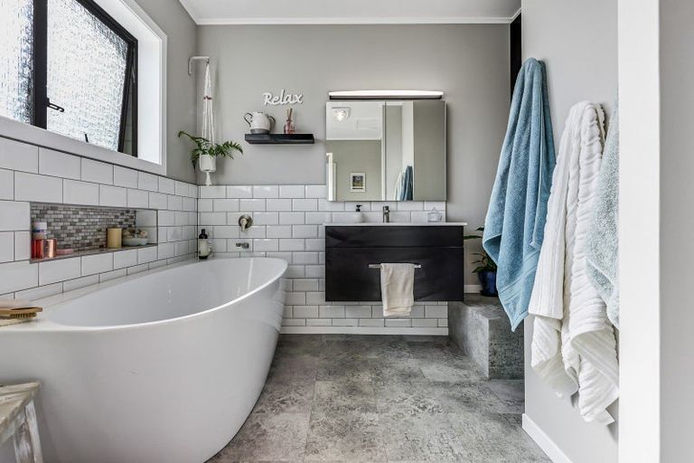 Photo of property in 19 Maple Avenue, Dinsdale, Hamilton, 3204