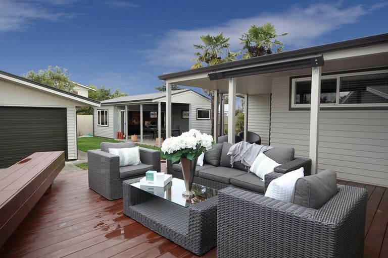 Photo of property in 4 Forsyth Street, Taradale, Napier, 4112