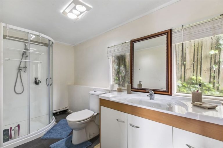 Photo of property in 7 Kilcar Place, Massey, Auckland, 0614
