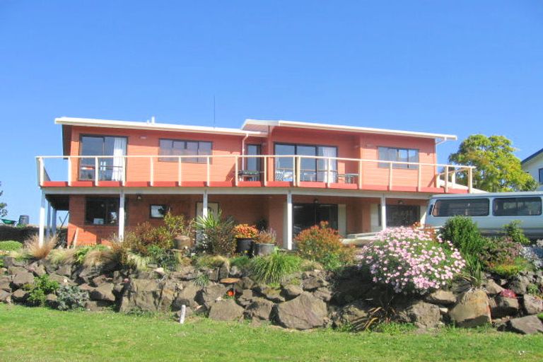 Photo of property in 1 Harbour Lights Terrace, Whitianga, 3592