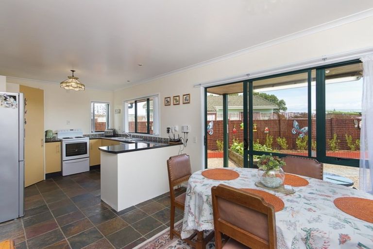 Photo of property in 80b Kayes Road, Pukekohe, 2120