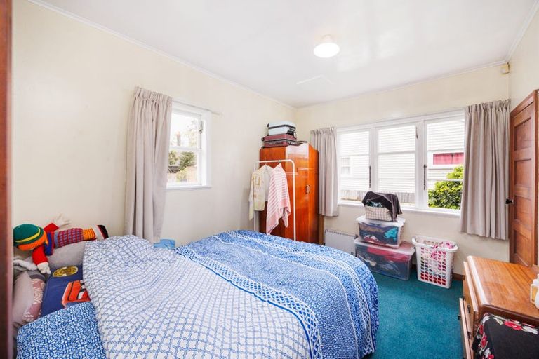 Photo of property in 5 Anderson Street, Hokowhitu, Palmerston North, 4410