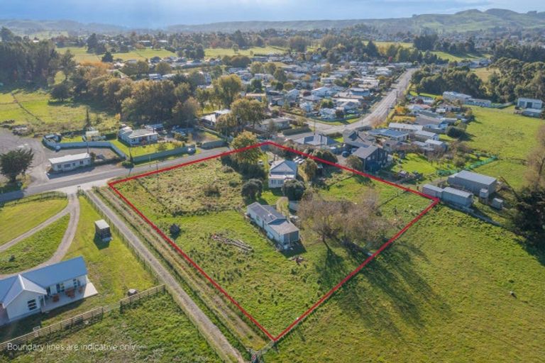 Photo of property in 143 Tavistock Road, Waipukurau, 4200