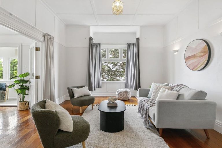Photo of property in 57f3 Central Terrace, Kelburn, Wellington, 6012