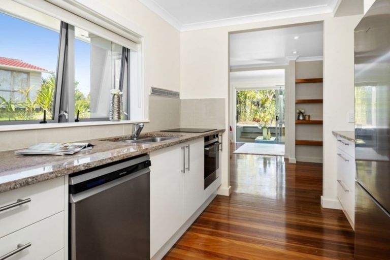 Photo of property in 1/7 Pinero Place, Bucklands Beach, Auckland, 2014