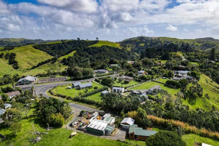 Photo of property in 2160 Awhitu Road, Pollok, Waiuku, 2684