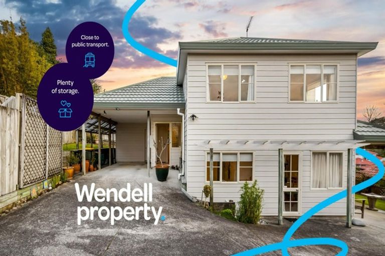 Photo of property in 2/30 Sunset Road, Unsworth Heights, Auckland, 0632