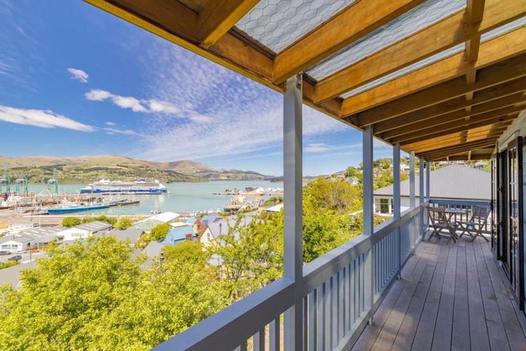Photo of property in 24 Jacksons Road, Lyttelton, 8082