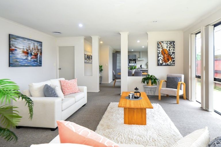 Photo of property in 3 Kingroyal Lane, Hamilton East, Hamilton, 3216