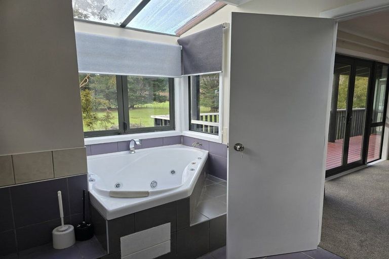 Photo of property in 694 Whitemans Valley Road, Whitemans Valley, Upper Hutt, 5371